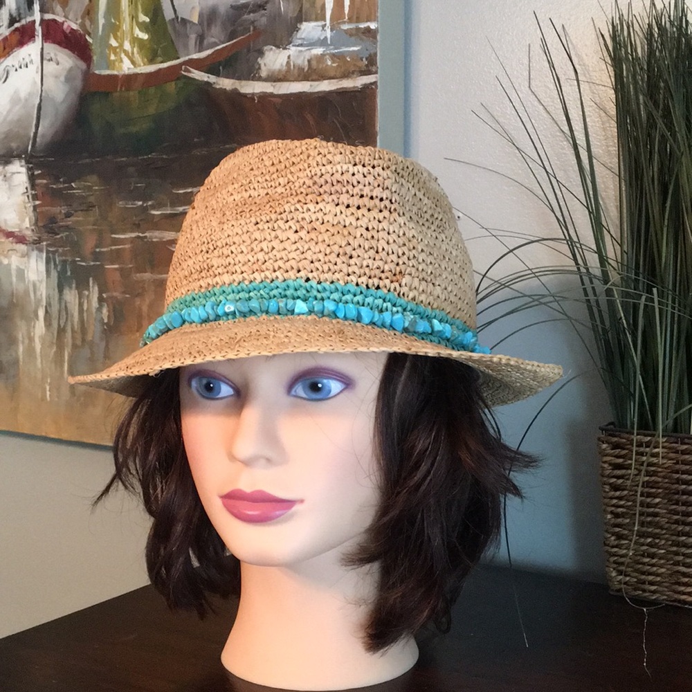 Wallaroo Straw Hat w/ Teal gems around band